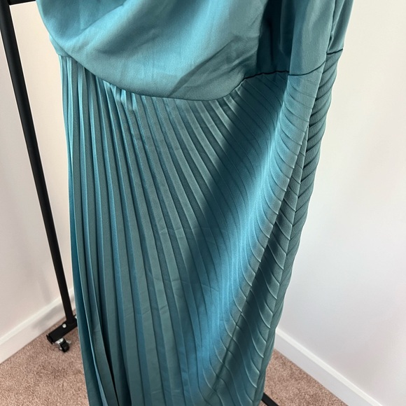 NWT Sam Edelman Beautiful Teal One Shoulder Pleated Dress Sz 8 - Picture 5 of 6